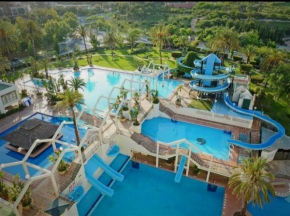 El Capricho de Benalbeach, sólo de sábado a sábado